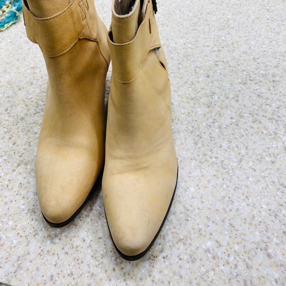 FREE PEOPLE SOFT LEATHER BELLEVILLE BOOTIES